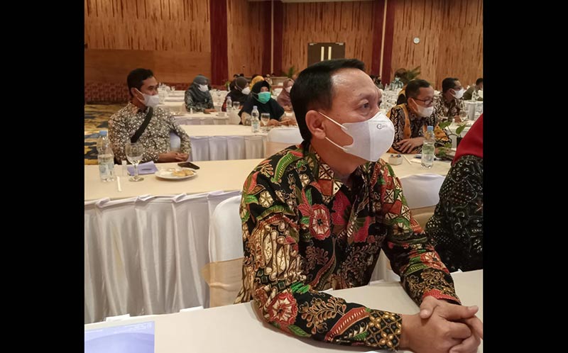 Rubianto, Kepala ULP Trenggalek saat menghadiri studi referensi Siroleg di Malang. foto: HERMAN/ BANGSAONLINE