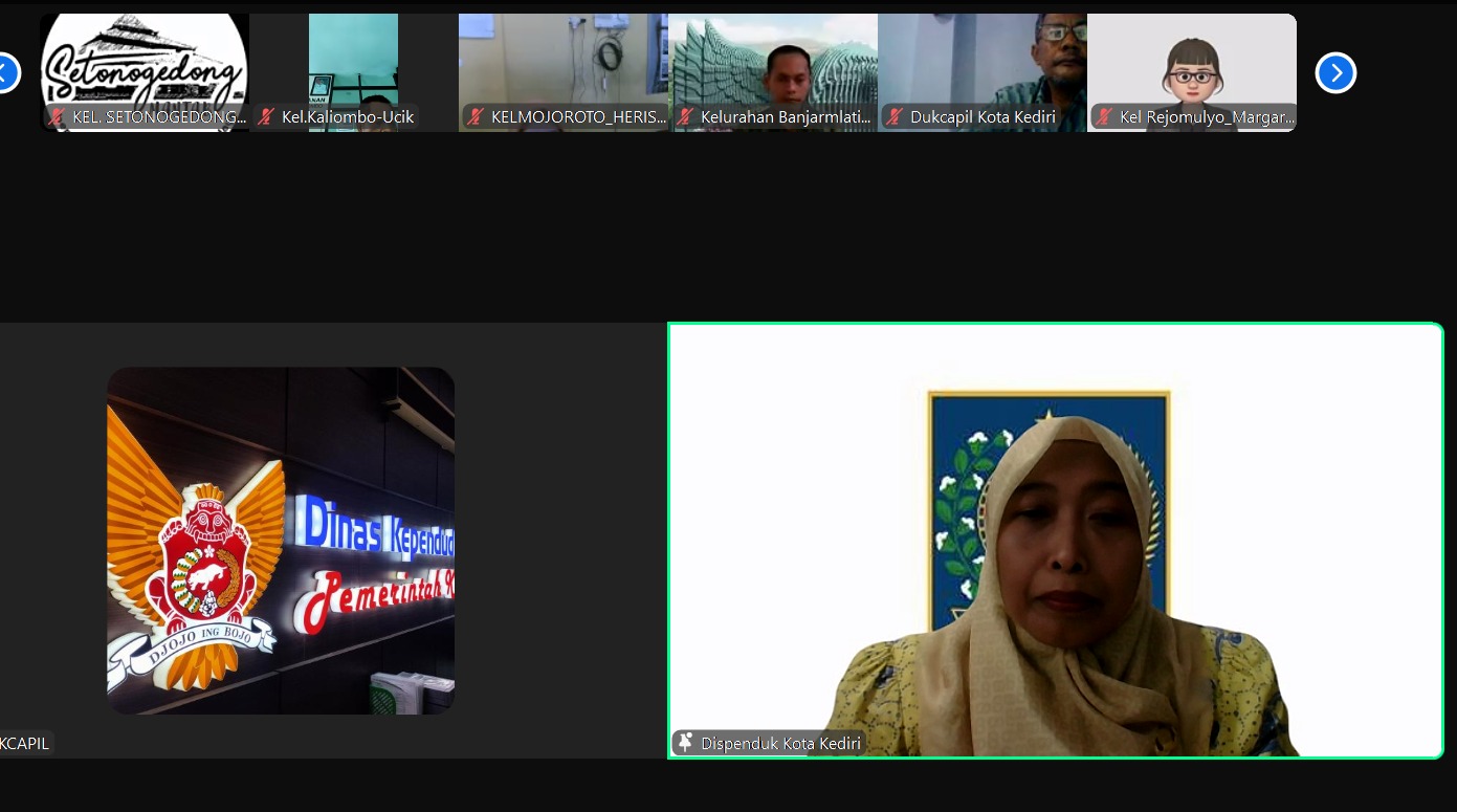 Rapat koordinasi evaluasi dan monitoring pelayanan Adminduk All In Kelurahan melalui Zoom. (Ist). 
