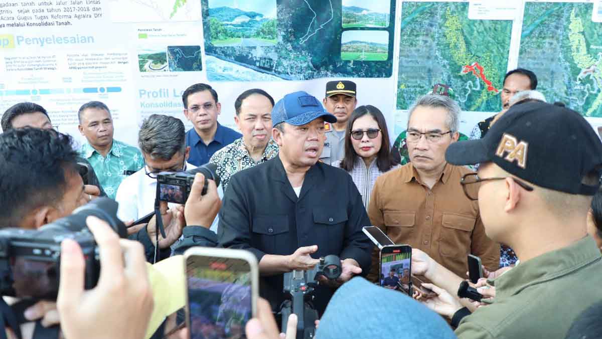 Menteri ATR/BPN Minta Warga Parangtritis Jaga Sertifikat dan Memanfaatkan Tanah secara Produktif