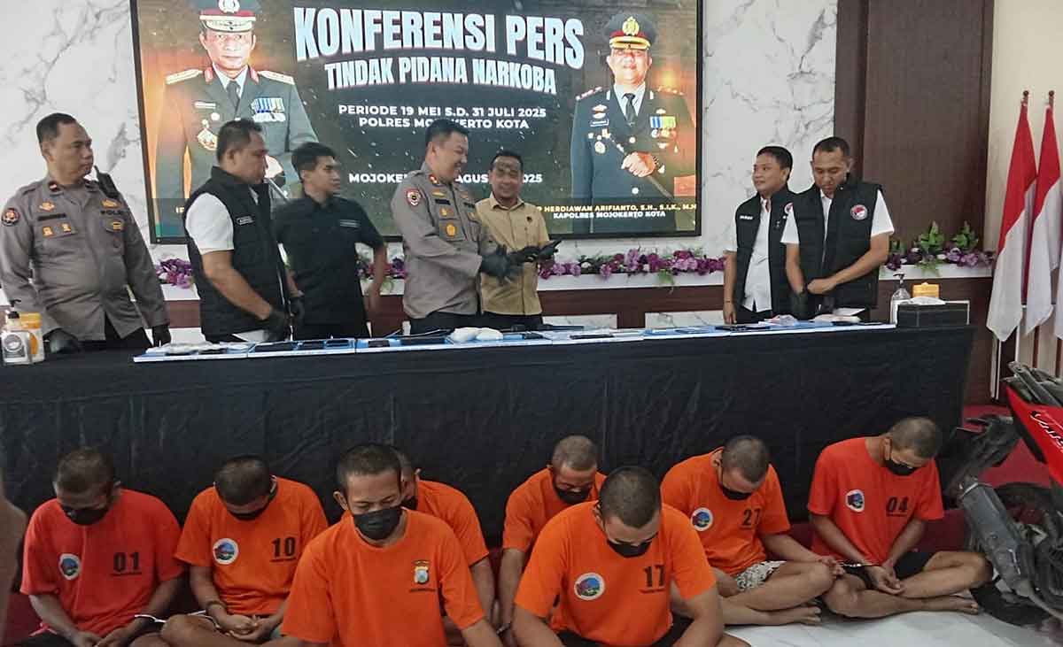 Ungkap kasus narkoba yang digelar Polres Mojokerto Kota.