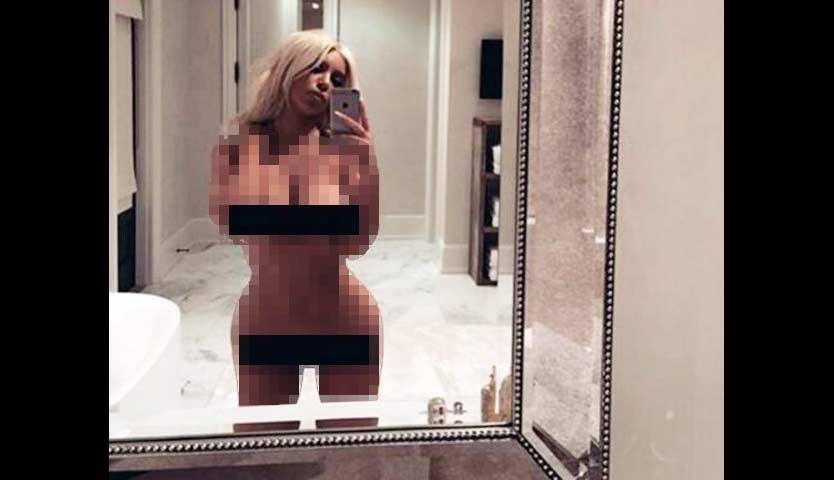 Ini pose Kim yang menggegerkan itu. foto: repro mirror.co.uk
