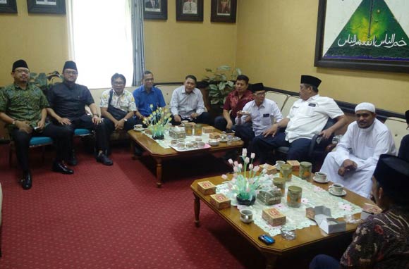 Suasana usai rapat internal di DPRD Kabupaten Pasuruan. foto: HABIBIE/ BANGSAONLINE