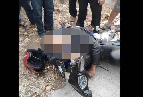 Mayat korban sebelum dievakuasi petugas. (foto: ferry/BANGSAONLINE)