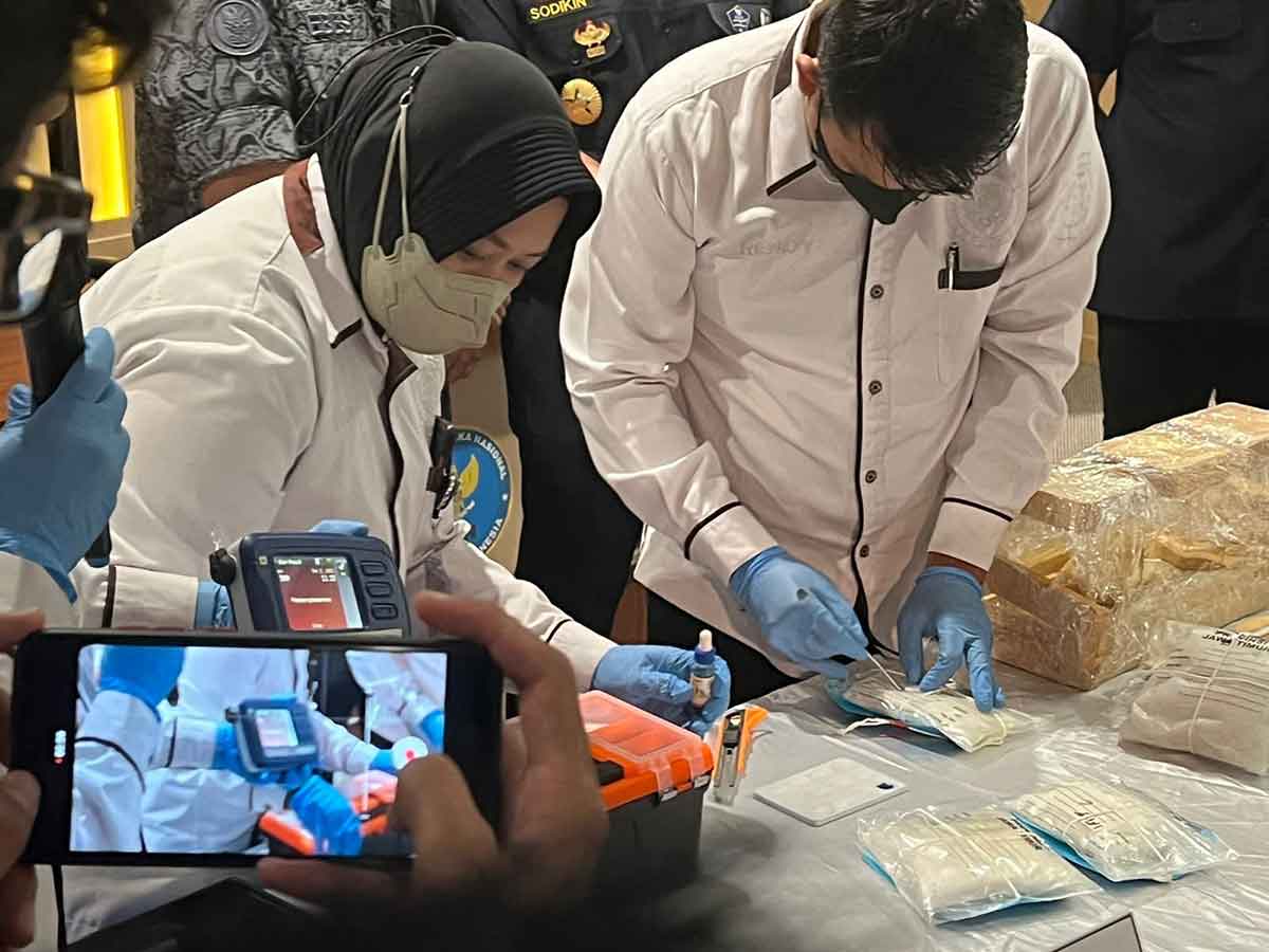 Sabu sabu yang Dimusnakan dengan mengunakan alat Incinerator