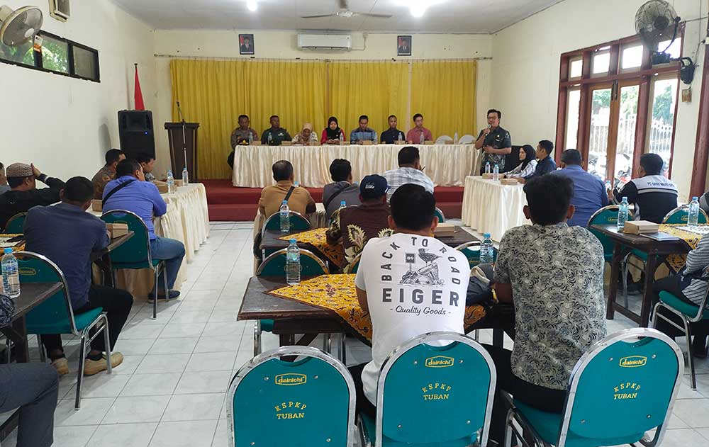 Perwakilan tiga desa di Kecamatan Jenu saat mengikuti sosialisasi dari PT ILB dan PT IMB.