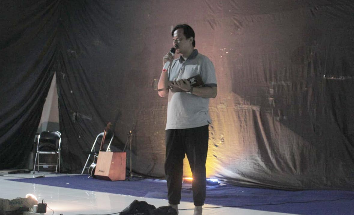 Ketua AJI Kediri, Danu Sukendro, saat memberi sambutan. Foto: Ist.
