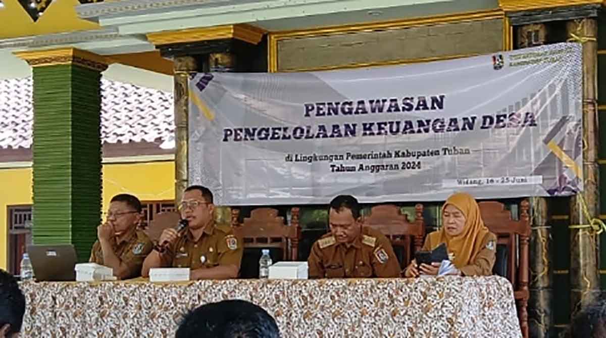 Pengawasan pengelolaan keuangan desa di Kecamatan Widang yang dilakukan Inspektorat Tuban.
