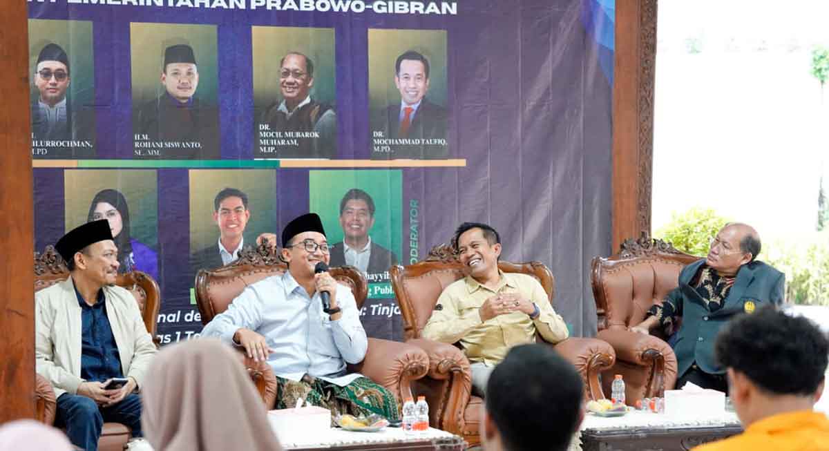 Diskusi yang digelar BEM Pasuruan Raya terkait 1 tahun pemerintahan Prabowo-Gibran.