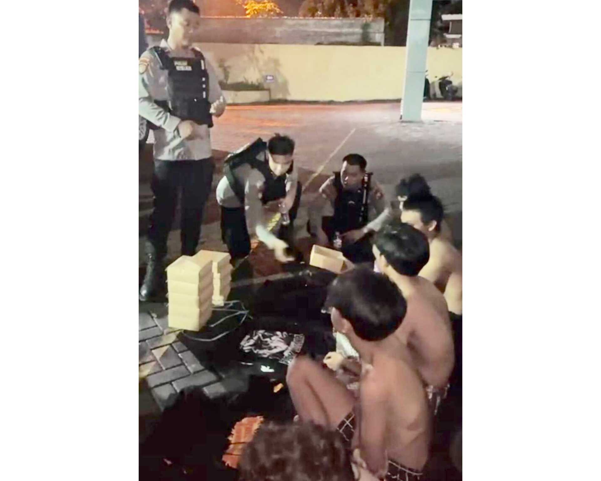 Remaja yang diamankan Polsek Karangpilang