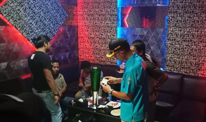 Asyik di Tempat Hiburan Malam, 3 Gadis di Bawah Umur Asal Lamongan Diamankan Petugas
