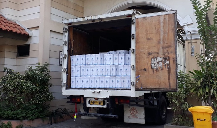 26.000 Galon Air Zam-zam Jamaah Haji Tiba di AHES