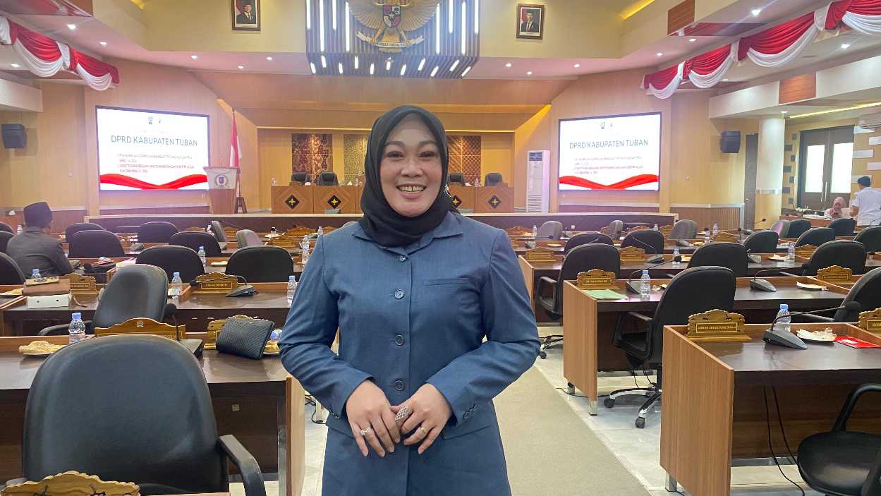 Hj. Tri Astuti