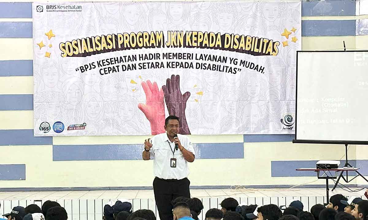 Kepala BPJS Kesehatan Kantor Cabang Malang, Roni Kurnia Hadi Permana, saat memberi sambutan.
