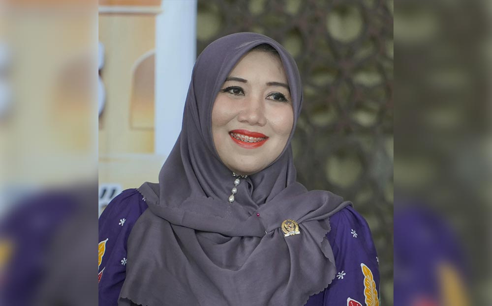 Lia Istifhama, Anggota DPD RI.
