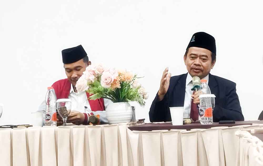 Rektor Universitas Islam Negeri (UIN) Madura, Prof. Dr. Saiful Hadi, M.Ag., menyampaikan saat pertemuan dengan wartawan.