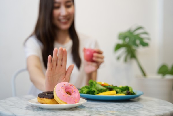 Ahli Gizi Beri Tips Turunkan Berat Badan Saat Puasa Ramadhan, Simak Penjelasannya. Foto: Ist