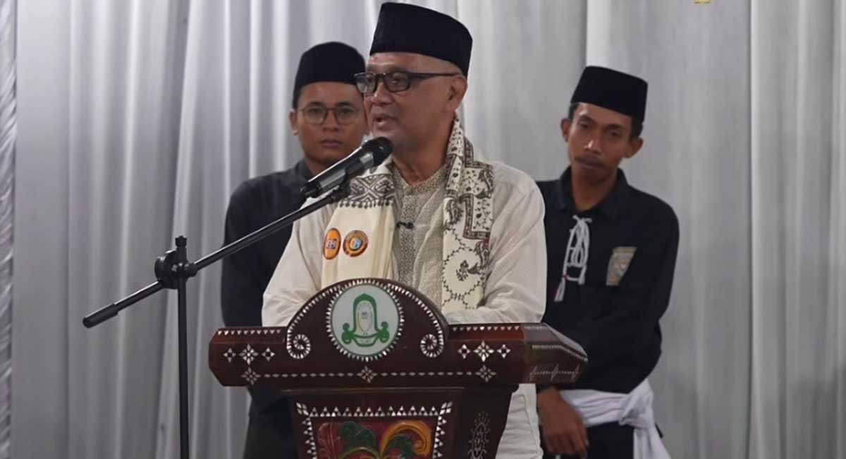 Menteri Haji dan Umrah, Mochamad Irfan Yusuf atau yang akrab disapa Gus Irfan, saat memberi sambutan.
