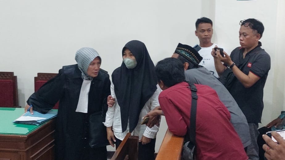 Terdakwa Arisan Bodong Warga Wadeng Jalani Sidang Pembacaan Dakwaan di PN Gresik