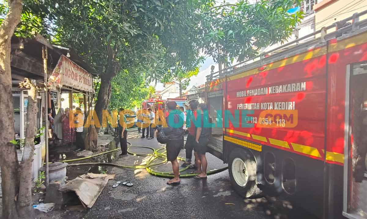 Si Jago Merah Lalap Warung Nasi Goreng di Kota Kediri, Diduga Akibat Masak-memasak