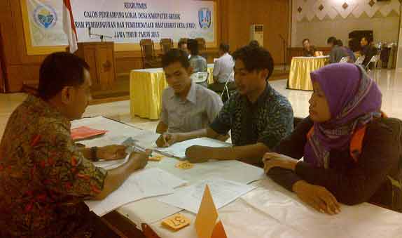 381 Pemuda di Gresik Jalani Test Pendamping Profesional Desa