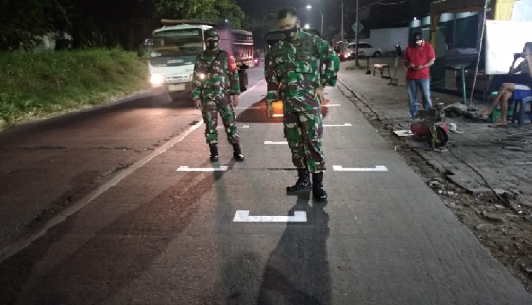 Bak Sirkuit Moto GP, Jalanan di Benowo Mulai Diberi Pembatas Jarak