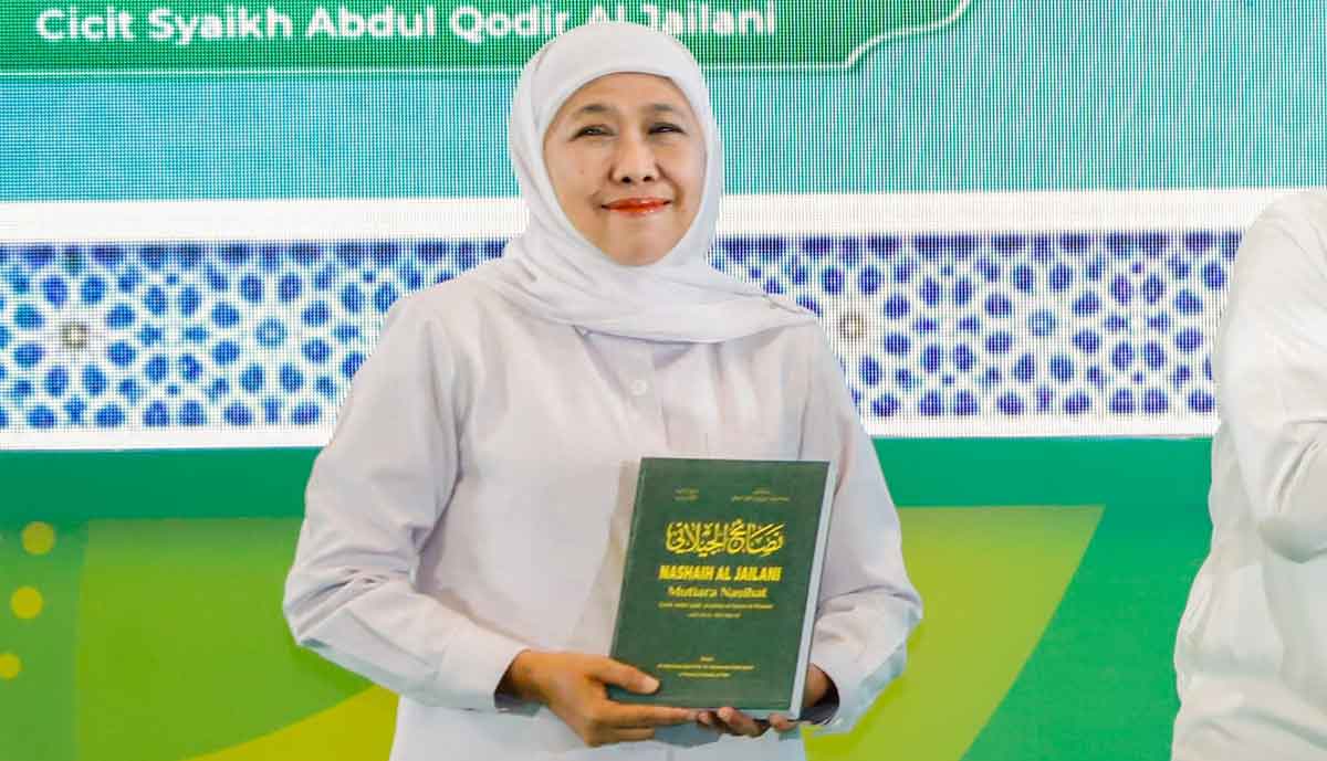 Gubernur Jawa Timur, Khofifah Indar Parawansa.