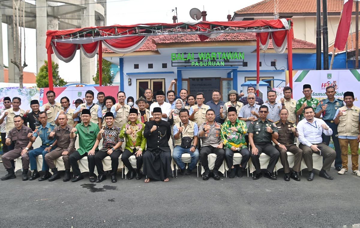 Forkopimda Pasuruan Raya saat hadir dalam acara peringatan HPN 2023 yang digelar PWI Pasuruan.
