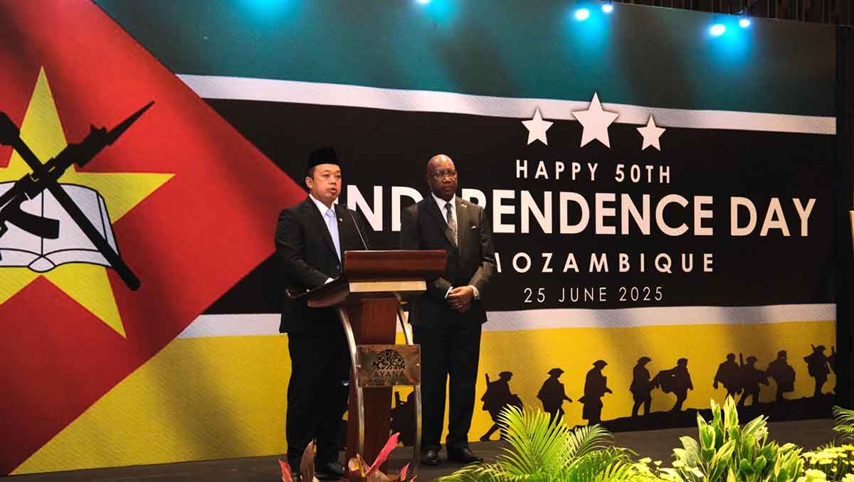 Menteri ATR/BPN saat menghadiri peringatan 50 tahun kemerdekaan Republik Mozambik yang digelar di Jakarta.