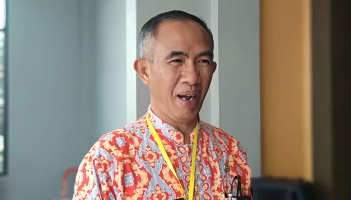 Dr. Eko Budiono, Kepala Dinkes Pacitan. foto: YUNIARDI S/ BANGSAONLINE