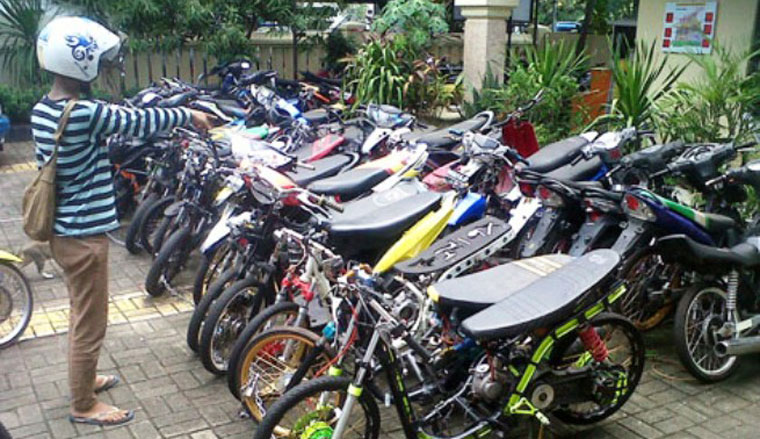 Ilustrasi motor protolan yang ditilang polisi. foto: Motor Oto Top