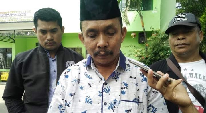 Ketua DPD PAN Kota Malang H Pujianto S.H., M.H, saat memantau perolehan suara di PPK Lowokwaru.
